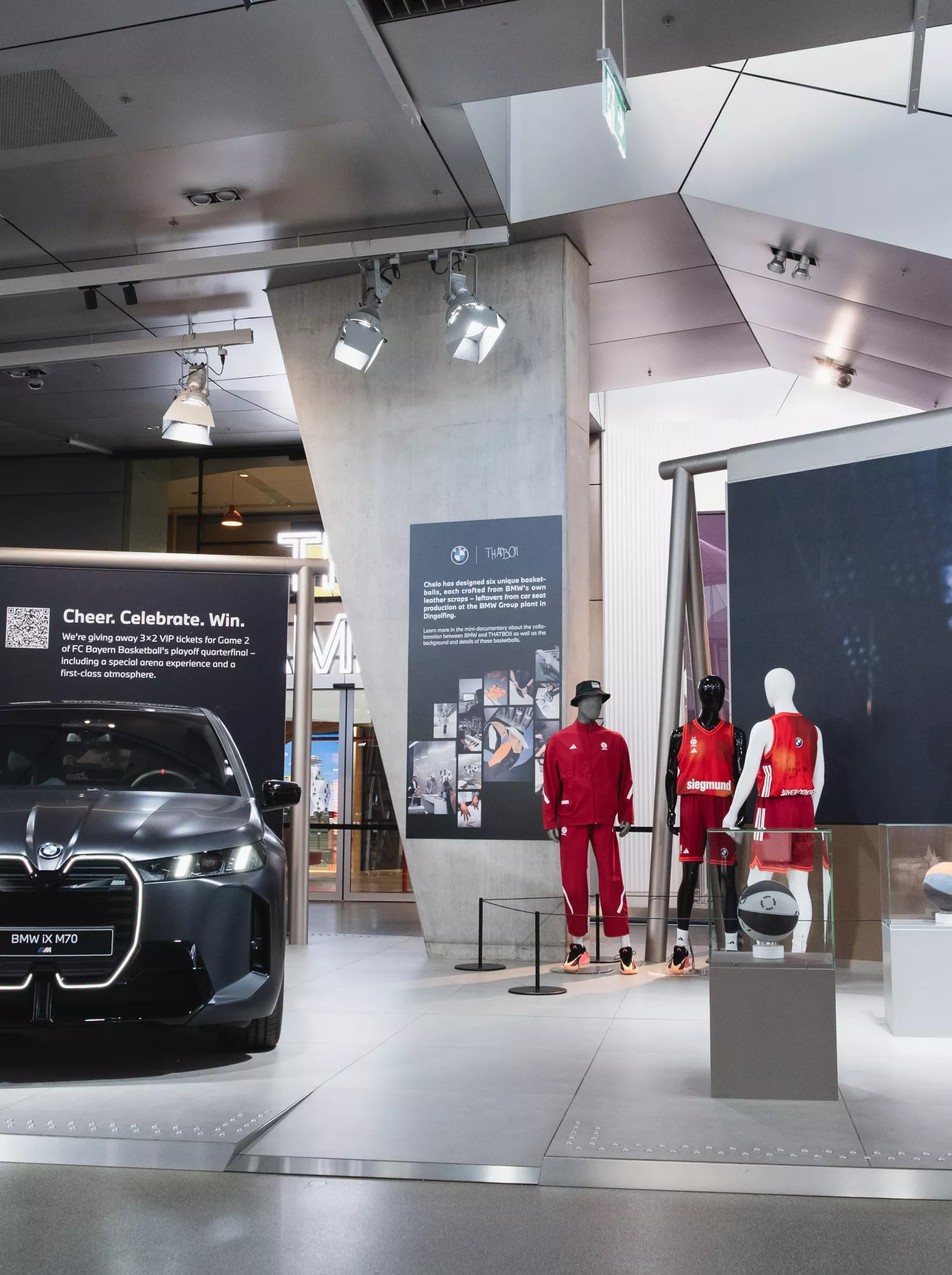 FC Bayern Basketball: Exklusiv in der BMW Welt.