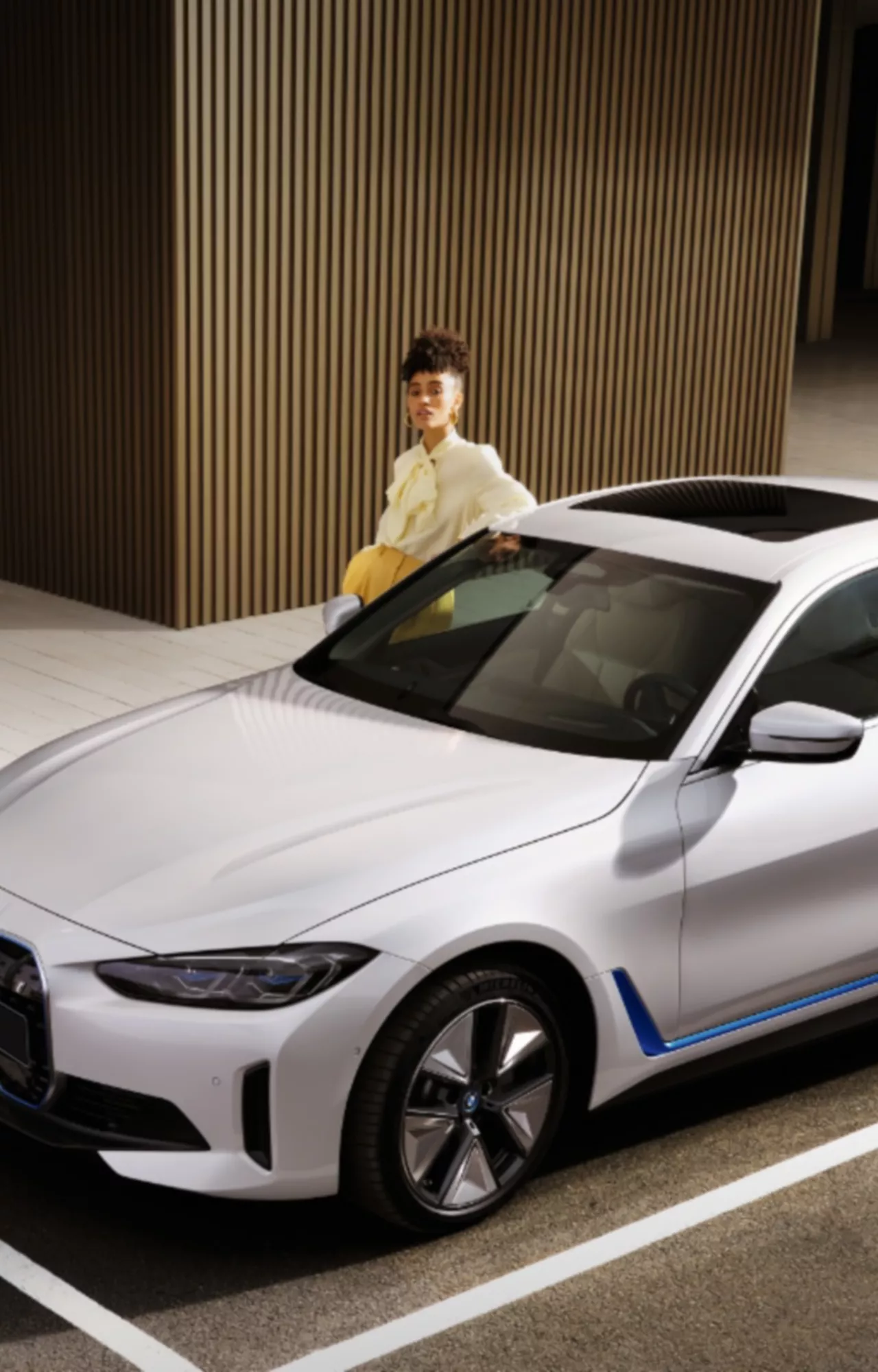 BMW i4 eDrive40 Pasiūlymo kaina 49 999 Eur.