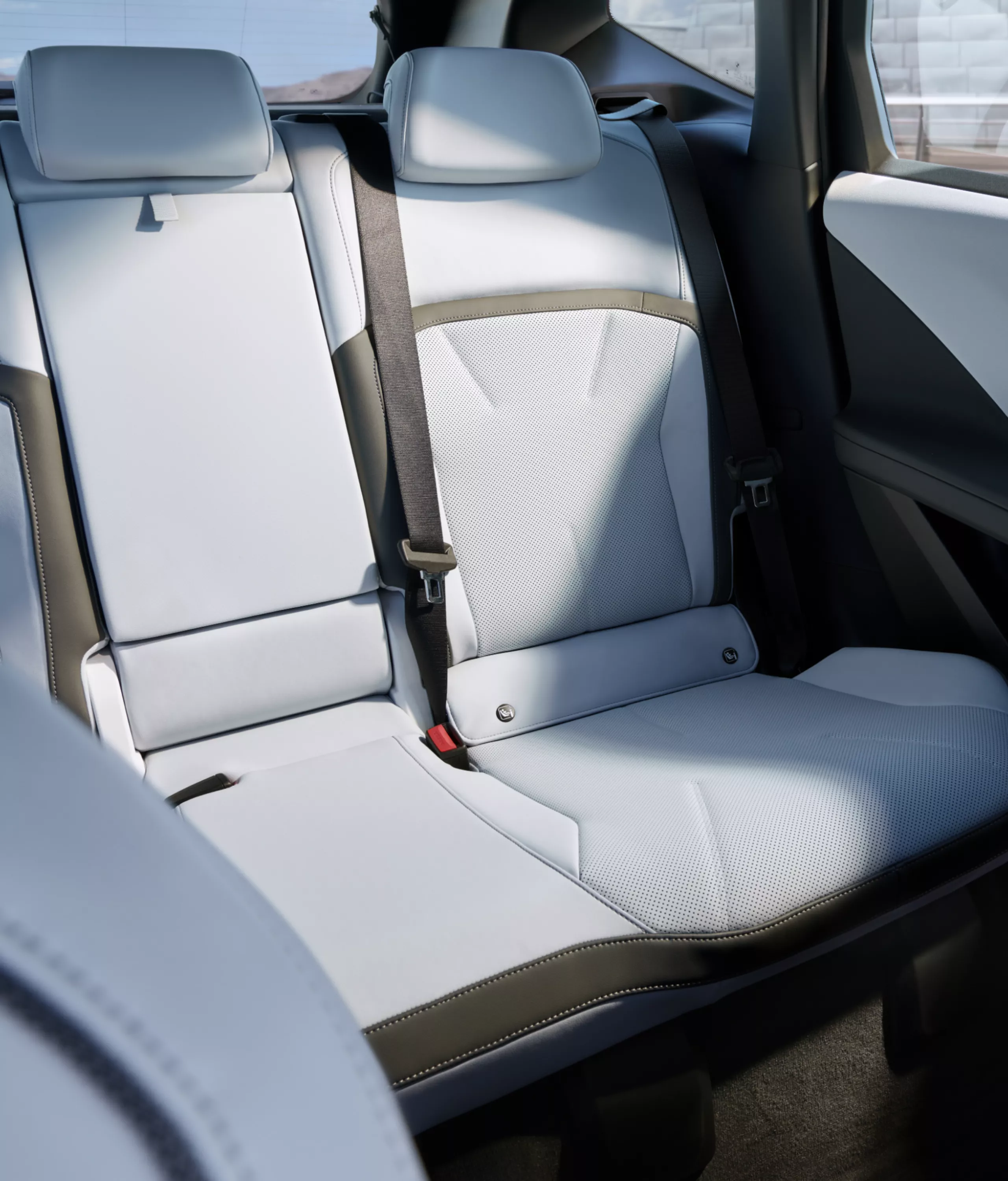 Ansicht der Rücksitzbank aus der Perspektive des Beifahrersitzes